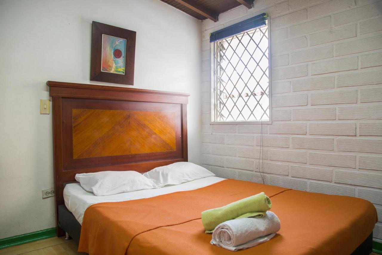 Spring City Hostel Medellin Exterior photo