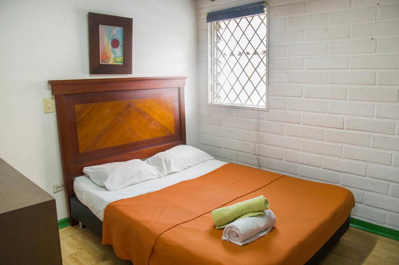 Spring City Hostel Medellin Exterior photo